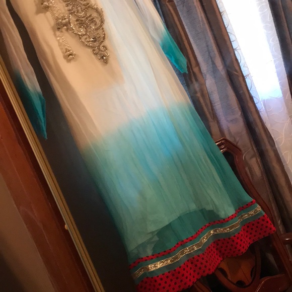 Pakistani clothes - Picture 4 of 4